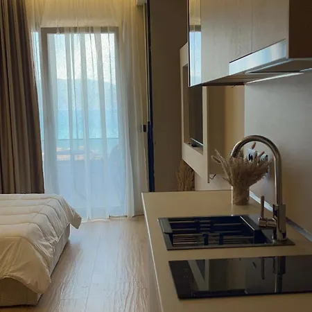 Seamare & Lejlighedshotel