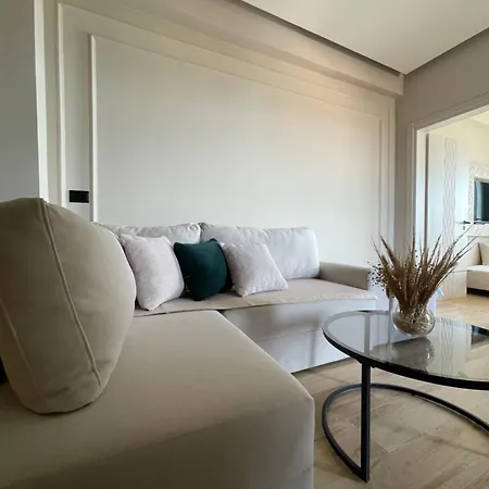 Seamare & Lejlighedshotel Vlorë