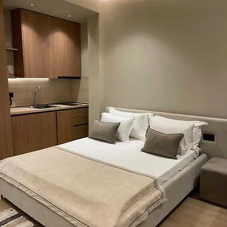 Seamare & Aparthotel Vlorë