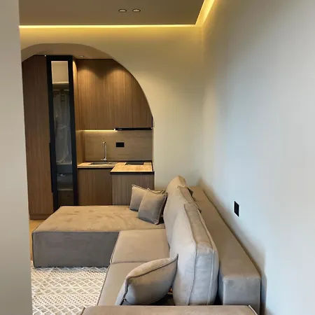 Seamare & Aparthotel Vlorë