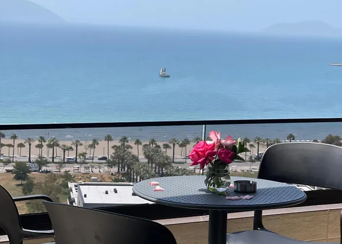 Seamare & Aparthotel Vlorë