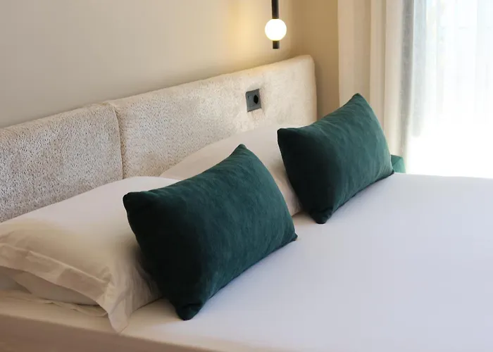 Aparthotel Seamare & Vlorë