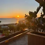 Seamare & Appart hôtel 3*