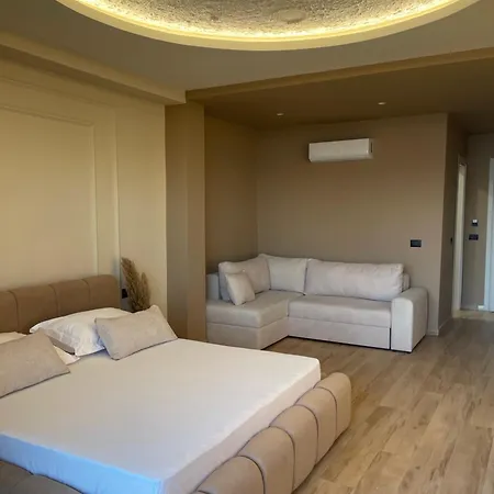 アパートホテル Seamare & Vlorë