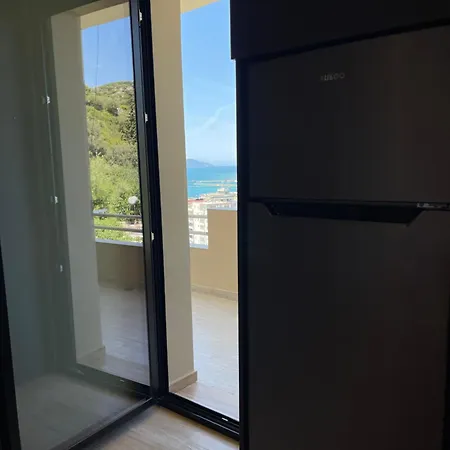アパートホテル Seamare & Vlorë