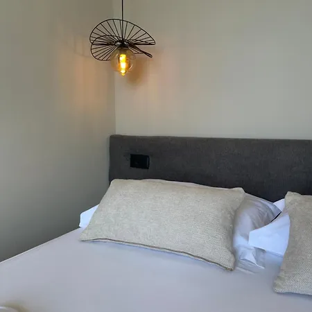 アパートホテル Seamare & Vlorë