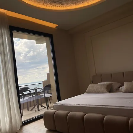 アパートホテル Seamare & Vlorë