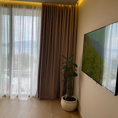 Seamare & 3* Vlorë